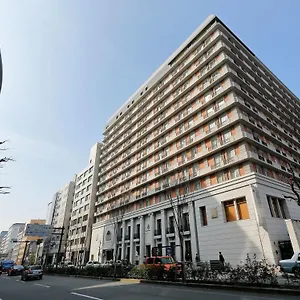4* מלון Monterey